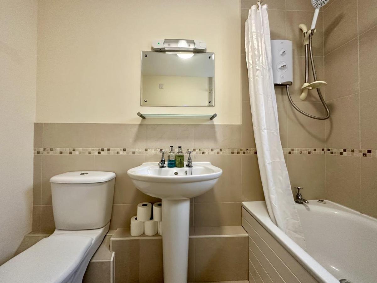 Super Apartment Next To Bicester Village Sleeps 4 Exterior photo